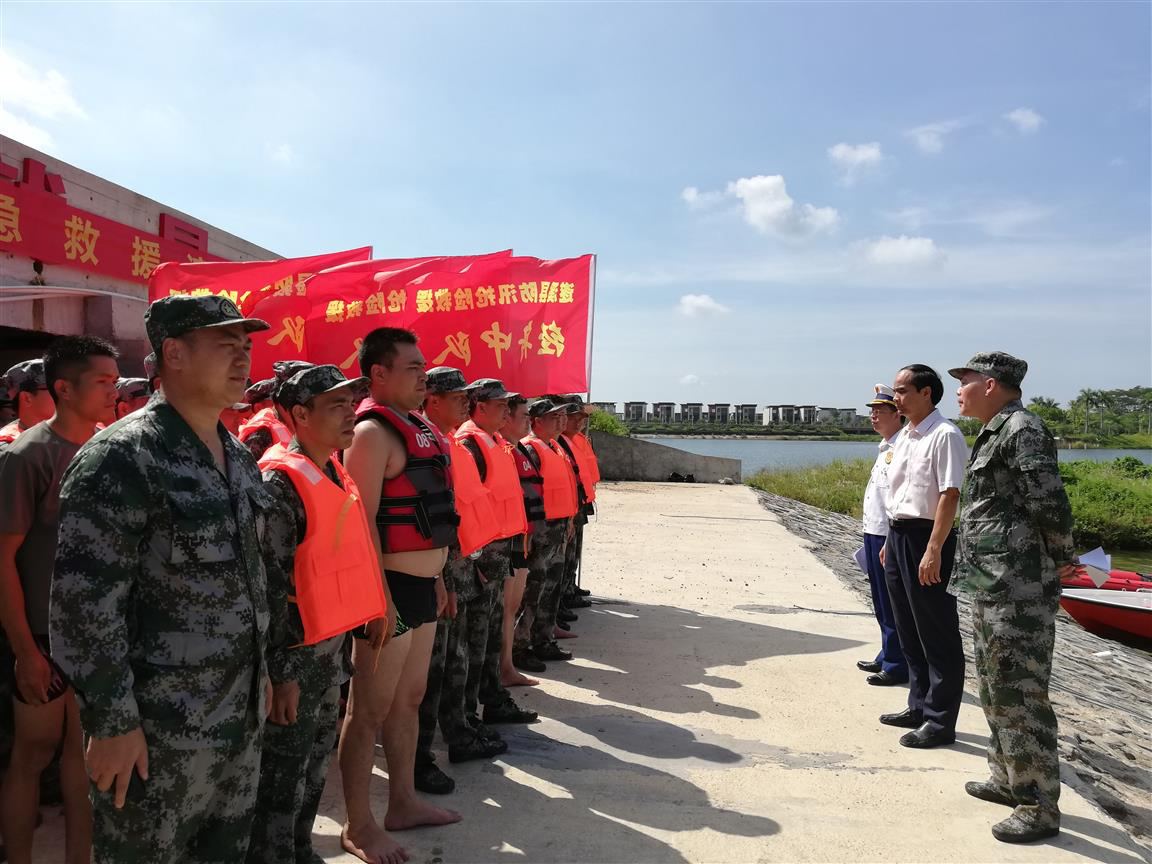 遂溪縣2020年防汛搶險(xiǎn)救援輕舟中隊(duì)3.png