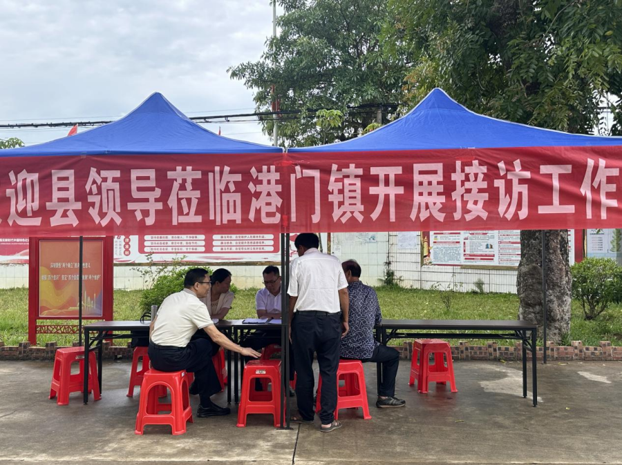 縣委常委、副縣長朱銳赴港門鎮(zhèn)開展接訪、食品安全檢查及平安夜訪工作
